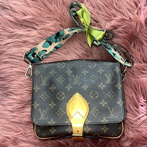 Louis Vuitton Handbags - Louis Vuitton MM Monogram Crossbody - professionally painted + emerald green